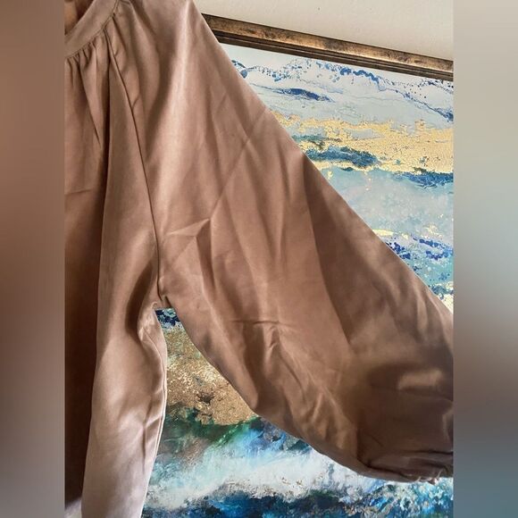 Marc New York suede blouse with covered buttons size large - Picture 3 of 9